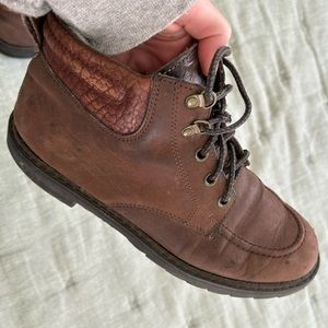 Vintage Bass Leather Boots